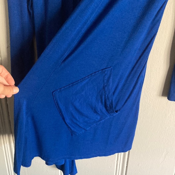 Gorgeous Royal Blue Front Angle Draped Cardigan With Pockets Size Small - Picture 9 of 12